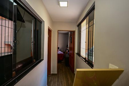 Casa à venda com 224m², 3 quartos e 4 vagasCorredor