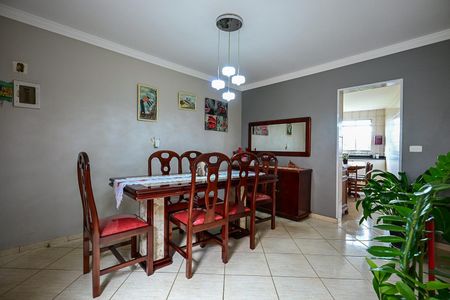 Casa à venda com 224m², 3 quartos e 4 vagasCopa
