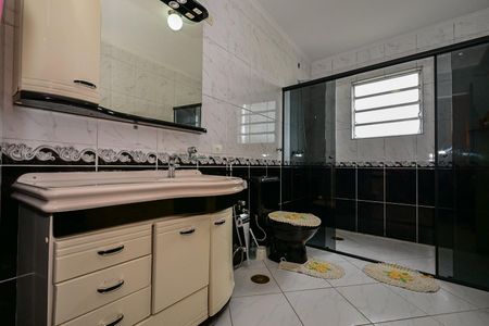 Casa à venda com 224m², 3 quartos e 4 vagasBanheiro Suíte 