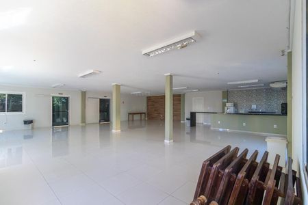 Apartamento à venda com 102m², 2 quartos e 1 vaga Apartamento à venda com 102m², 2 quartos e 1 vagaÁrea comum - Salão de festas