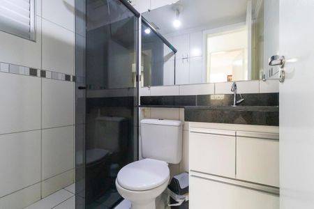 Apartamento à venda com 102m², 2 quartos e 1 vaga Apartamento à venda com 102m², 2 quartos e 1 vagaBanheiro social
