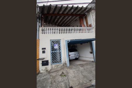 Casa à venda com 135m², 3 quartos e 1 vaga Casa à venda com 135m², 3 quartos e 1 vagaFachada