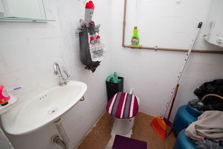 Casa à venda com 135m², 3 quartos e 1 vaga Casa à venda com 135m², 3 quartos e 1 vagaBanheiro de serviço