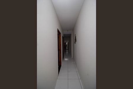 Casa à venda com 135m², 3 quartos e 1 vaga Casa à venda com 135m², 3 quartos e 1 vagaCorredor