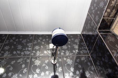 Casa à venda com 135m², 3 quartos e 1 vaga Casa à venda com 135m², 3 quartos e 1 vagaBanheiro da Edícula