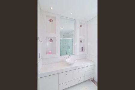 Casa à venda com 397m², 3 quartos e 6 vagasBanheiro