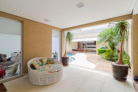 Casa à venda com 397m², 3 quartos e 6 vagasÁrea comum