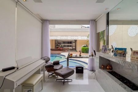 Casa à venda com 397m², 3 quartos e 6 vagasÁrea comum