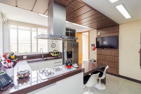 Casa à venda com 397m², 3 quartos e 6 vagasÁrea comum