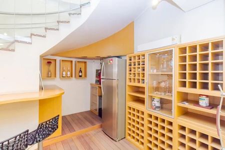 Casa à venda com 397m², 3 quartos e 6 vagasCloset