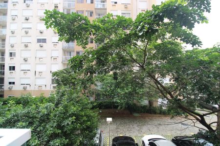 Apartamento para alugar com 70m², 2 quartos e 1 vagaÁrea de serviço - Vista