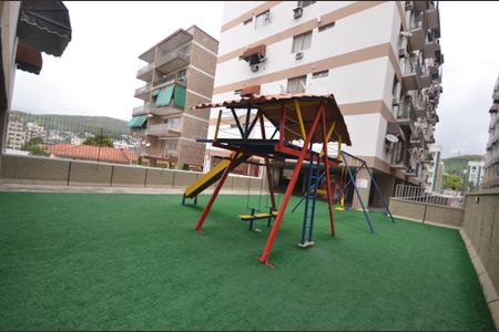 Apartamento para alugar com 72m², 2 quartos e 1 vagaÁrea comum - Parquinho