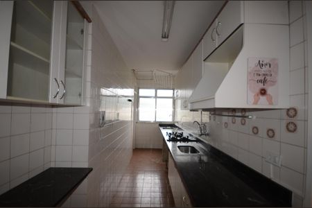 Apartamento para alugar com 72m², 2 quartos e 1 vagaCozinha e Área de Serviço