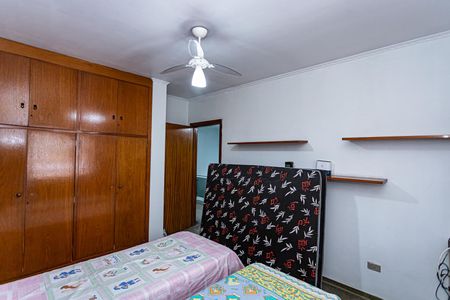 Casa para alugar com 250m², 3 quartos e 4 vagas Casa para alugar com 250m², 3 quartos e 4 vagasQuarto 1