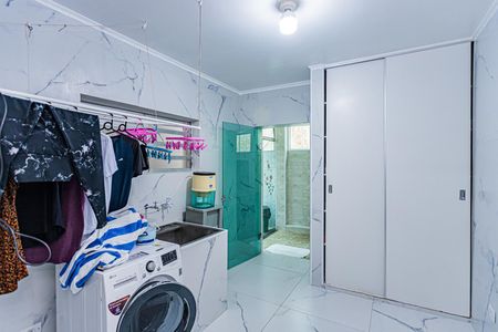 Casa para alugar com 250m², 3 quartos e 4 vagas Casa para alugar com 250m², 3 quartos e 4 vagasÁrea de Serviço