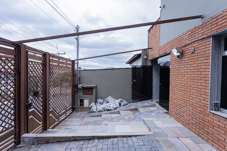 Casa para alugar com 250m², 3 quartos e 4 vagas Casa para alugar com 250m², 3 quartos e 4 vagasGaragem