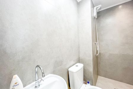 Apartamento para alugar com 34m², 2 quartos e sem vaga Apartamento para alugar com 34m², 2 quartos e sem vagaBanheiro