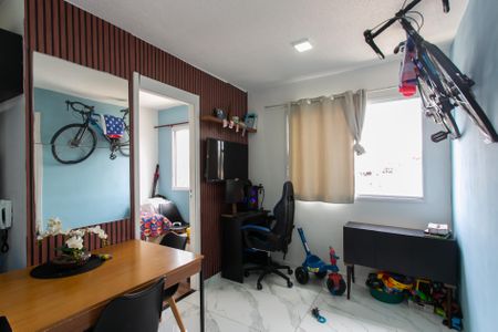 Sala de apartamento para alugar com 2 quartos, 42m² em Guaianases, São Paulo