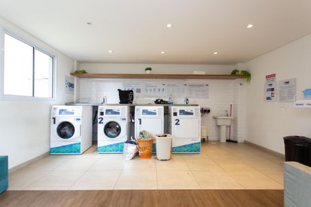 Apartamento para alugar com 42m², 2 quartos e sem vaga Apartamento para alugar com 42m², 2 quartos e sem vagaLavanderia