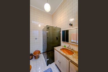 Casa à venda com 120m², 3 quartos e 1 vaga Casa à venda com 120m², 3 quartos e 1 vagaBanheiro