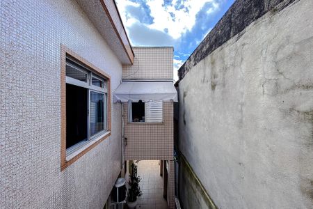Casa à venda com 120m², 3 quartos e 1 vaga Casa à venda com 120m², 3 quartos e 1 vagaVista do Quarto 2