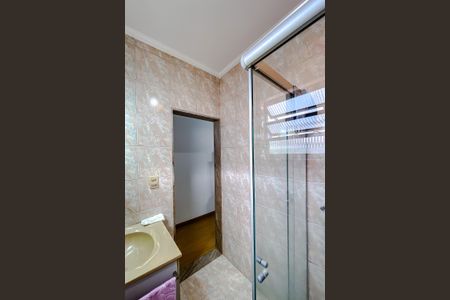 Casa à venda com 120m², 3 quartos e 1 vaga Casa à venda com 120m², 3 quartos e 1 vagaBanheiro da Suíte 3