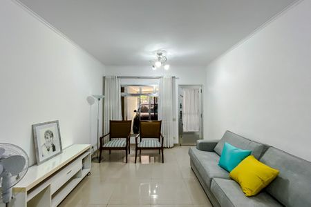 Casa à venda com 120m², 3 quartos e 1 vaga Casa à venda com 120m², 3 quartos e 1 vagaSala