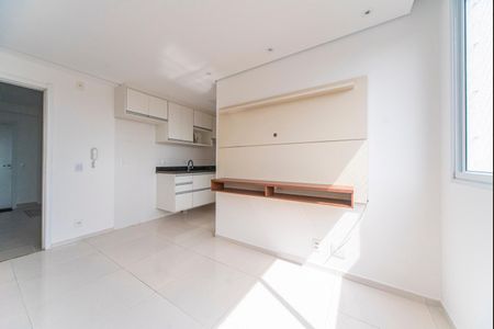 Sala de apartamento para alugar com 2 quartos, 35m² em Rp3 (regiões de Planejamento), Santo André