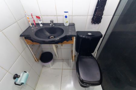 Casa de condomínio à venda com 65m², 2 quartos e 1 vagaBanheiro
