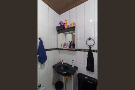 Casa de condomínio à venda com 65m², 2 quartos e 1 vagaBanheiro