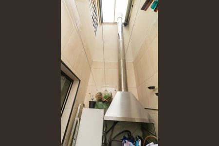 Casa de condomínio à venda com 65m², 2 quartos e 1 vagaÁrea de Serviço