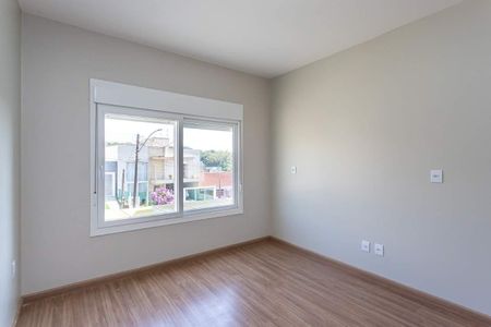 Quarto 1 de casa para alugar com 2 quartos, 80m² em Serraria, Porto Alegre