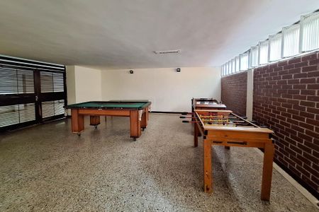 Apartamento à venda com 80m², 2 quartos e sem vagaÁrea comum