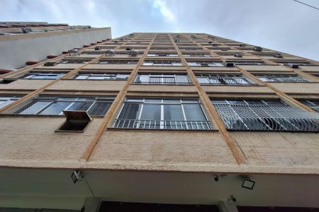 Apartamento à venda com 80m², 2 quartos e sem vagaFachada