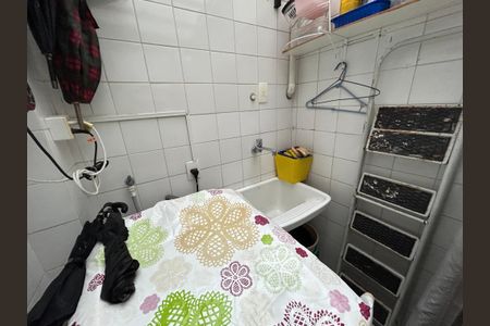 Casa à venda com 124m², 3 quartos e 1 vagaÁrea de Serviço