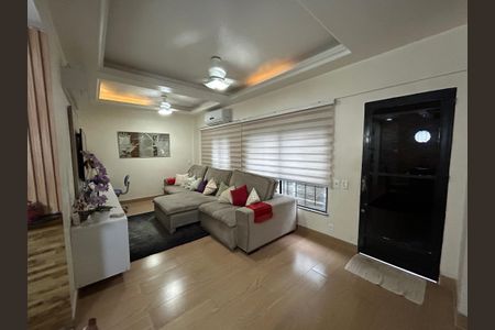 Casa à venda com 124m², 3 quartos e 1 vagaSala