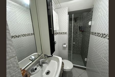 Casa à venda com 124m², 3 quartos e 1 vagaBanheiro 3