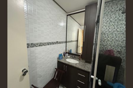 Casa à venda com 124m², 3 quartos e 1 vagaBanheiro 2