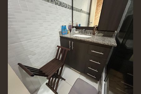 Casa à venda com 124m², 3 quartos e 1 vagaBanheiro 2