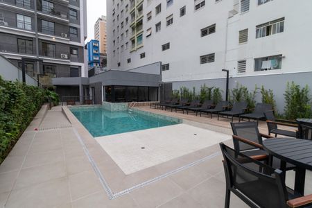 Apartamento para alugar com 27m², 1 quarto e sem vagaÁrea comum - Piscina