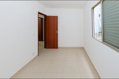 Apartamento para alugar com 71m², 3 quartos e 1 vaga Apartamento para alugar com 71m², 3 quartos e 1 vagaQuarto 2