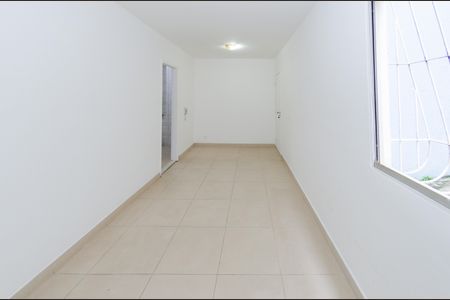 Sala de apartamento para alugar com 3 quartos, 71m² em Buritis, Belo Horizonte