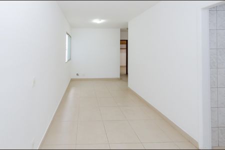Sala de apartamento para alugar com 3 quartos, 71m² em Buritis, Belo Horizonte