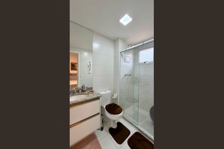 Apartamento à venda com 231m², 3 quartos e 3 vagasBanheiro 2