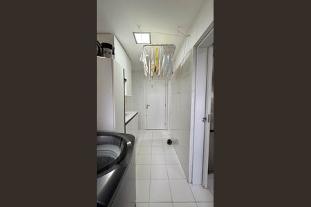 Apartamento à venda com 231m², 3 quartos e 3 vagasÁrea de Serviço 1