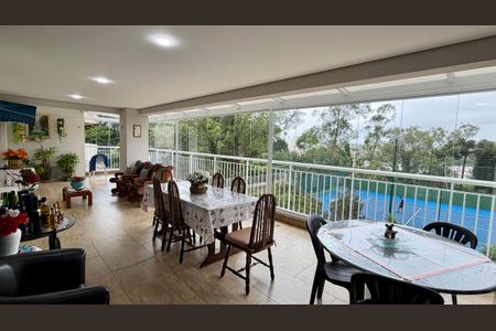 Apartamento à venda com 231m², 3 quartos e 3 vagasVaranda 1