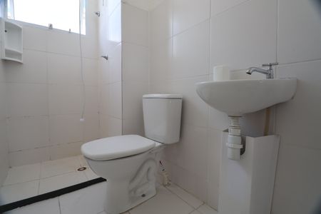 Apartamento para alugar com 72m², 2 quartos e sem vagaBanheiro