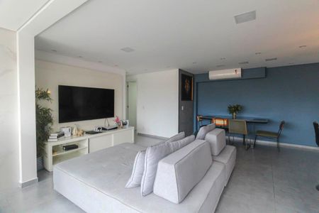 Apartamento à venda com 77m², 2 quartos e 1 vaga Apartamento à venda com 77m², 2 quartos e 1 vagaSala