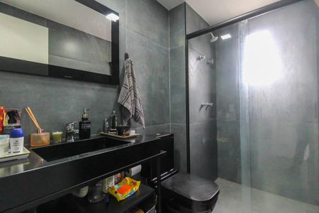 Apartamento à venda com 77m², 2 quartos e 1 vaga Apartamento à venda com 77m², 2 quartos e 1 vagaBanheiro da Suíte