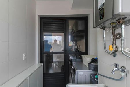 Apartamento à venda com 77m², 2 quartos e 1 vaga Apartamento à venda com 77m², 2 quartos e 1 vagaÁrea de Serviço